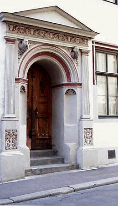 Portal des Hauses Brüderstraße 6 in Halle/Saale, nach 1565